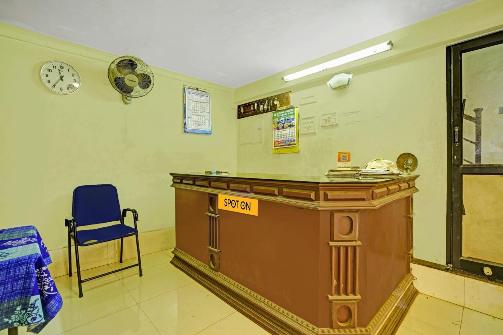 Hotel O Ss Residency Punalur Extérieur photo