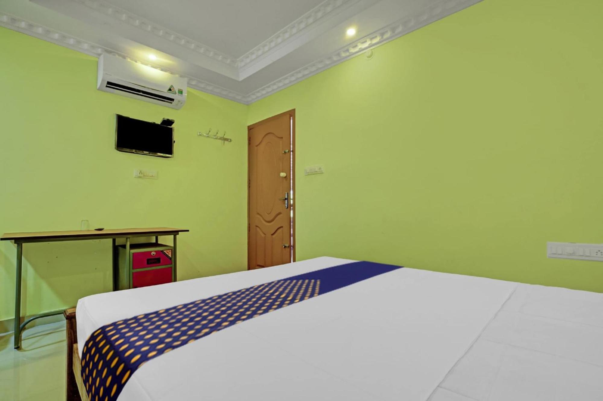 Hotel O Ss Residency Punalur Extérieur photo