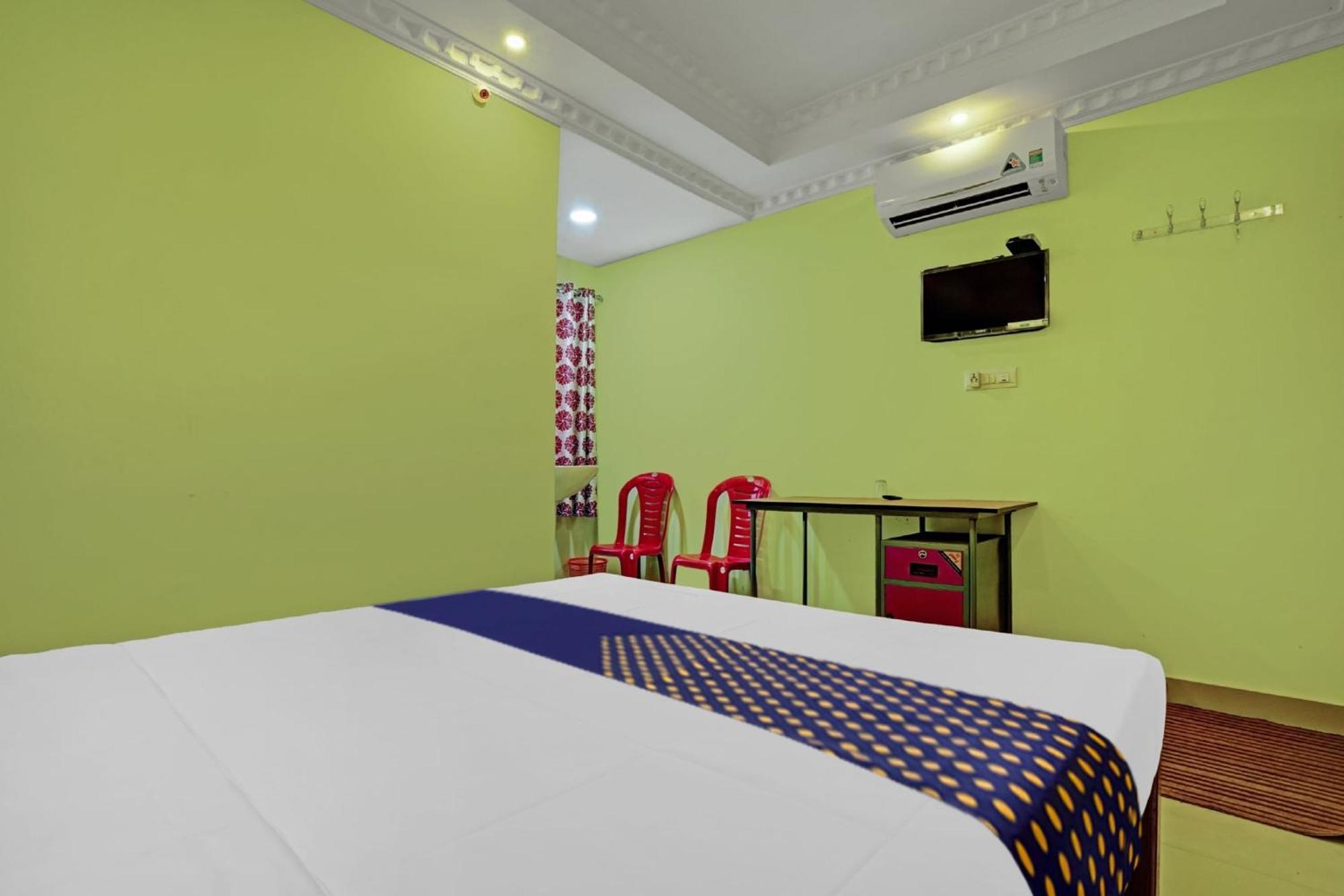 Hotel O Ss Residency Punalur Extérieur photo